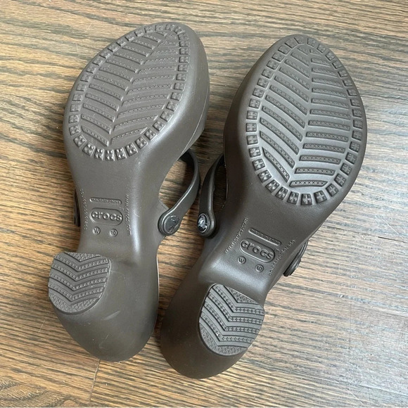 EUC Crocs Cyprus Block Heels Brown Pink Slip On Shoes - Picture 13 of 14